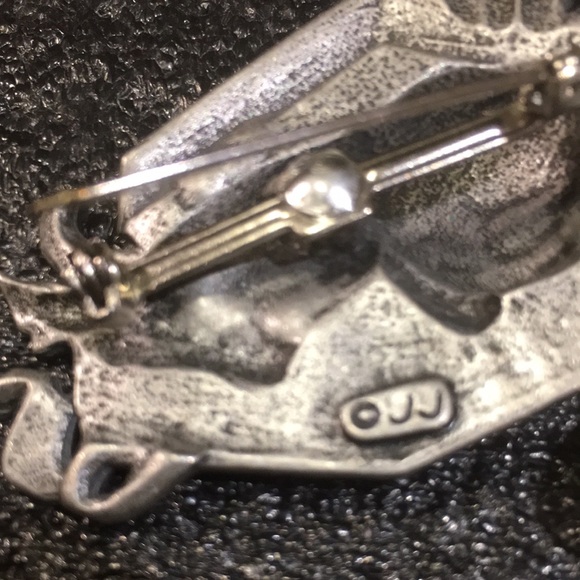 Vintage JJ Jonette Cat in Gift Box Playing with Bell Pewter Pin Brooch - Picture 10 of 12